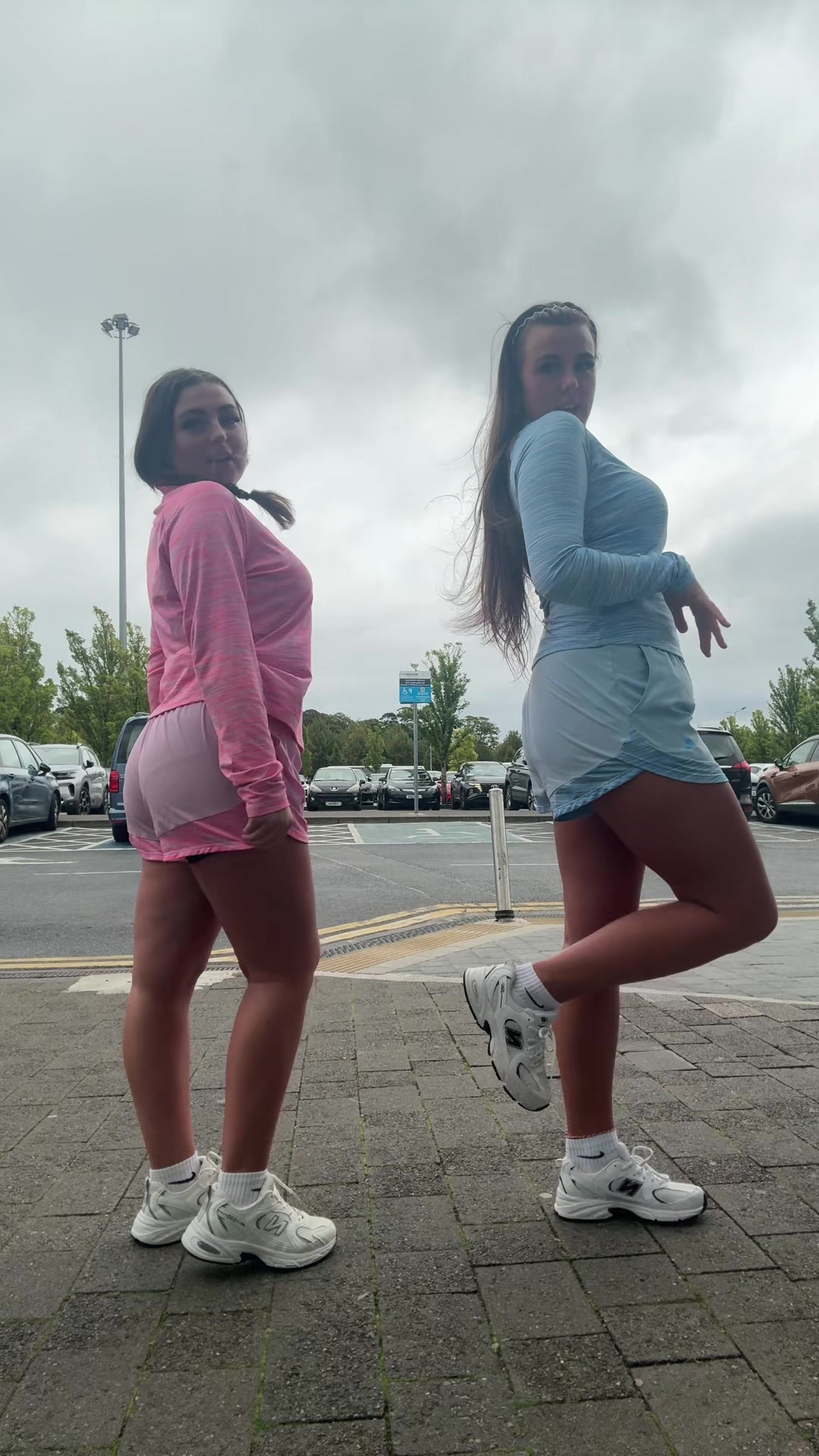 @𝐶𝑖𝑛𝑑𝑦𝑎𝑛𝑛𝑎𝐽𝑜𝑦𝑐𝑒