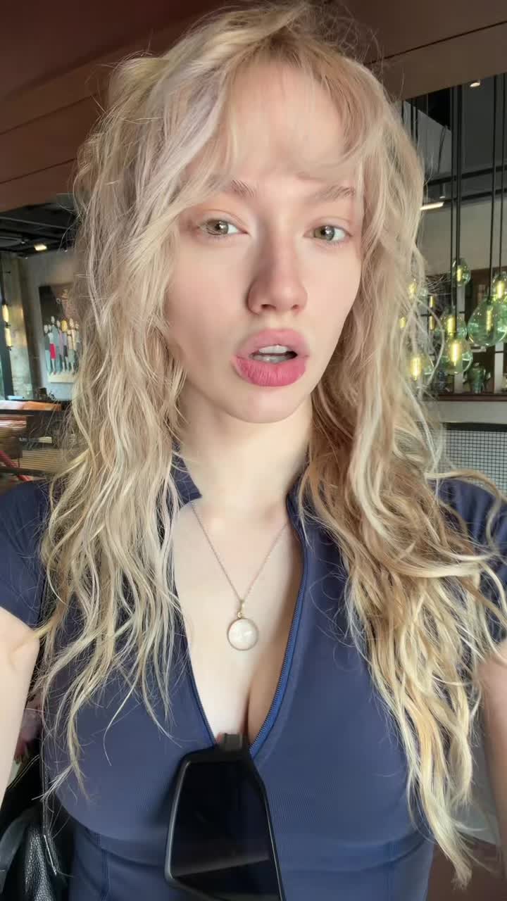 @MarisaLeona_