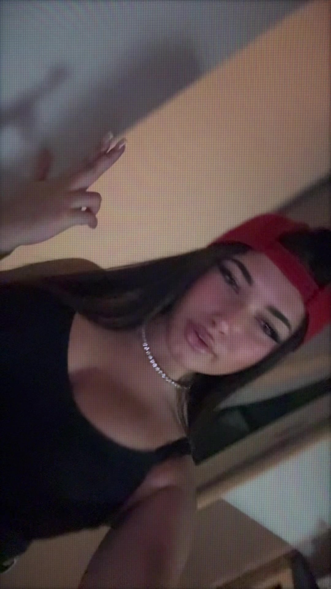 @𝒻𝓁𝒶🌟