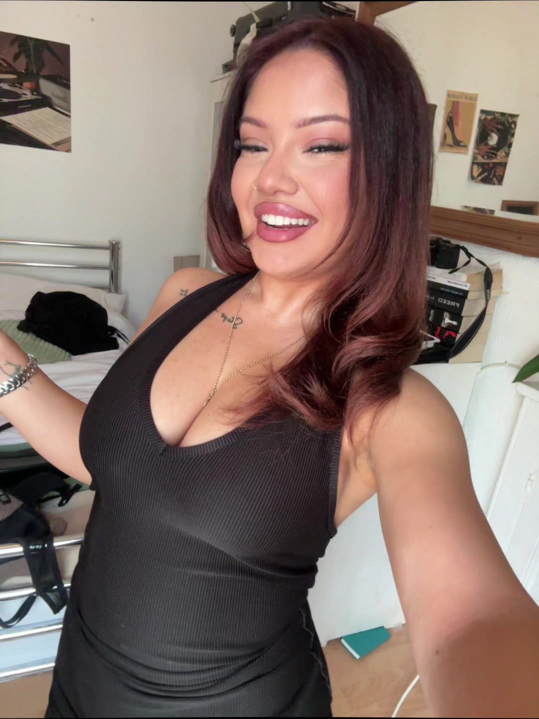 @Larisa