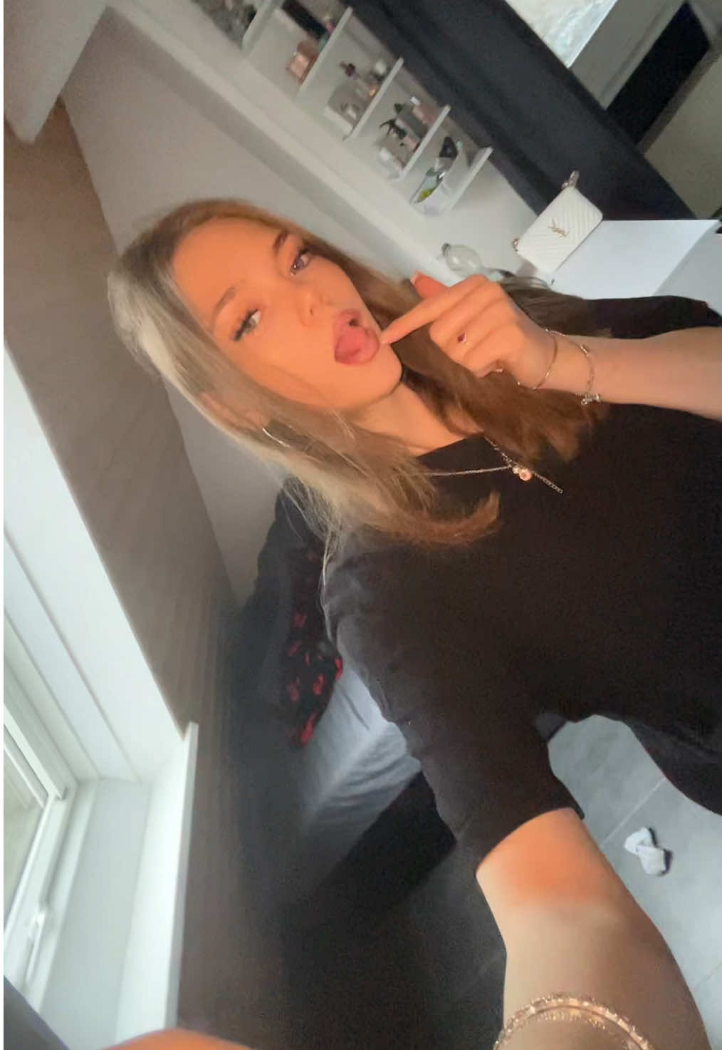 @Meli_872010