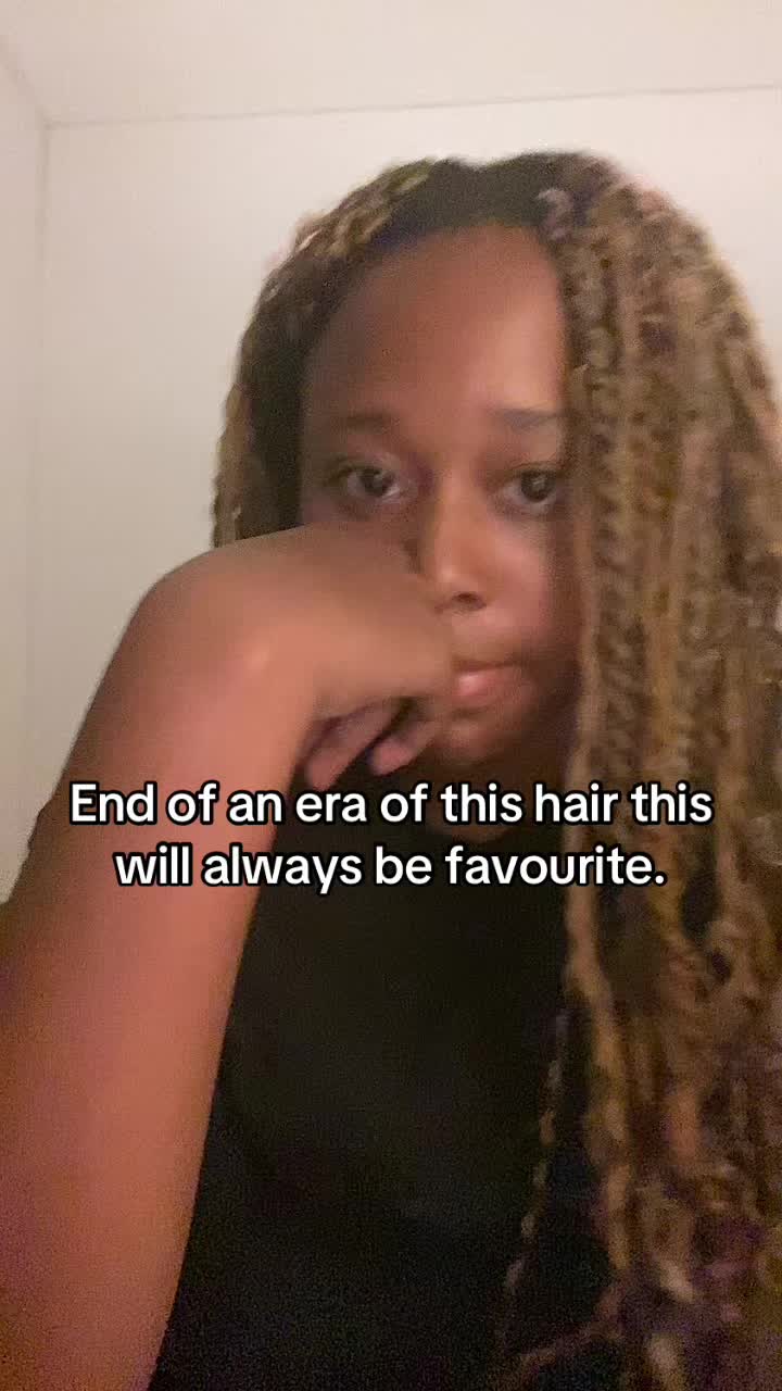 @😼