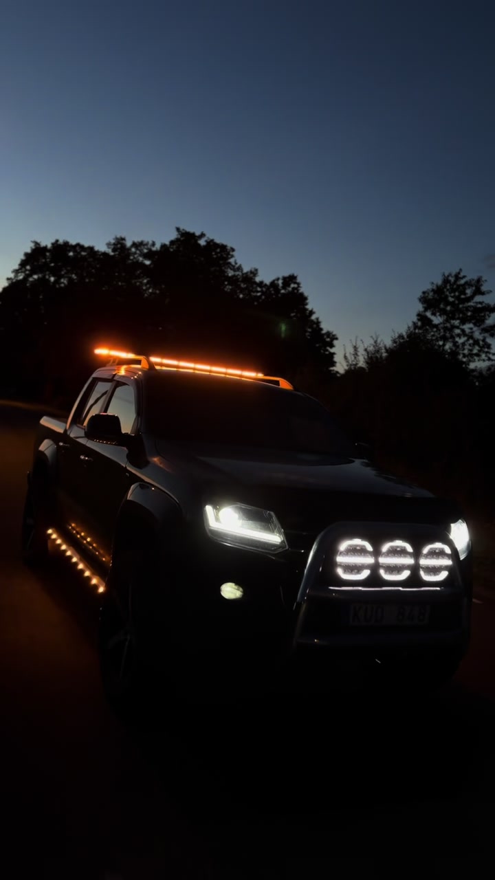 @🛻💨 🚓🚨👮♂️ • ovänner