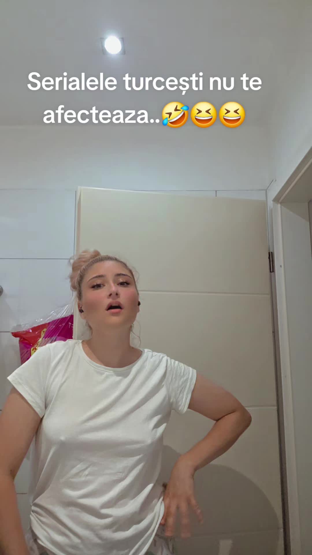 @Laura Popa