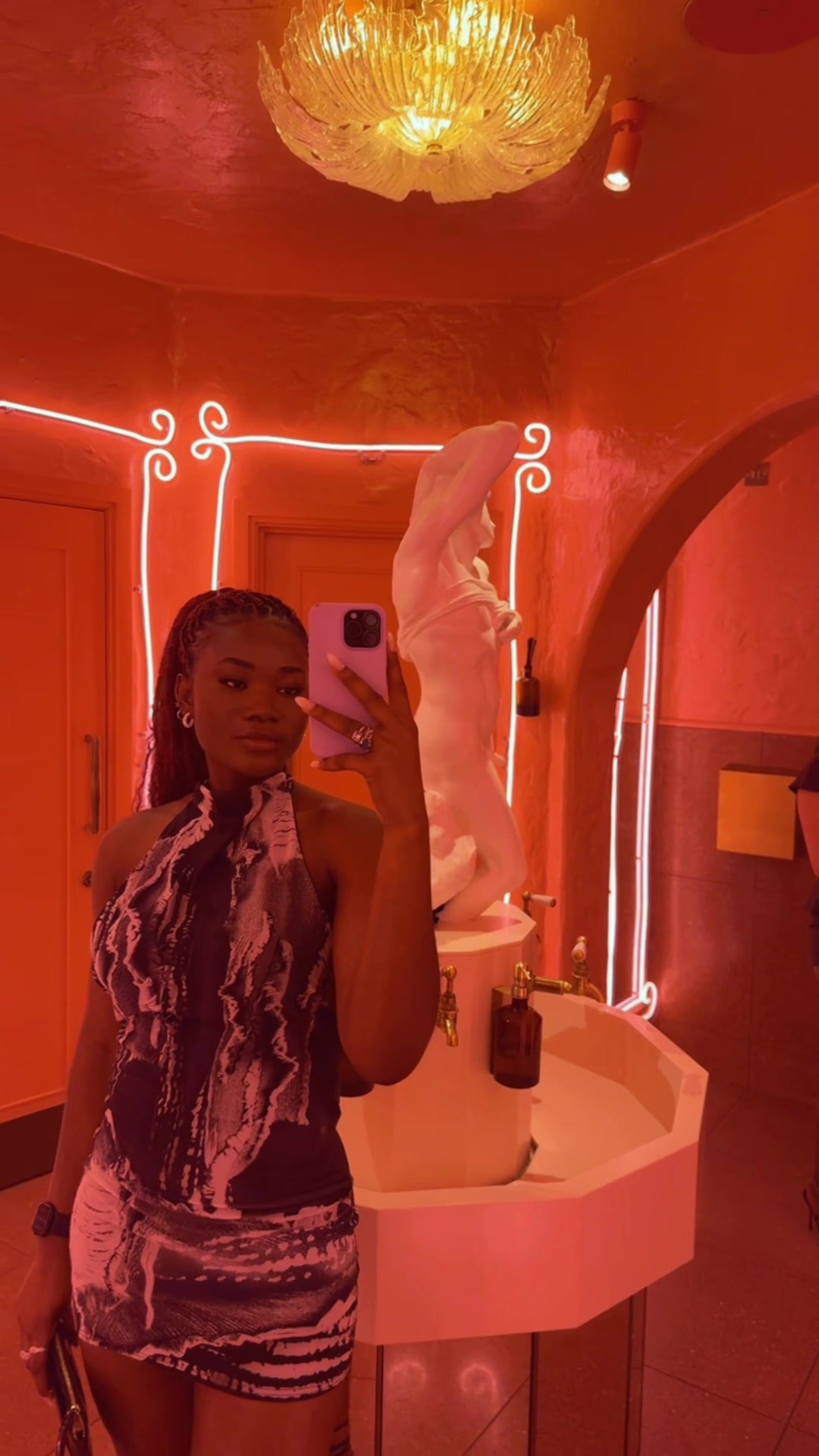 @gyal_like_mega