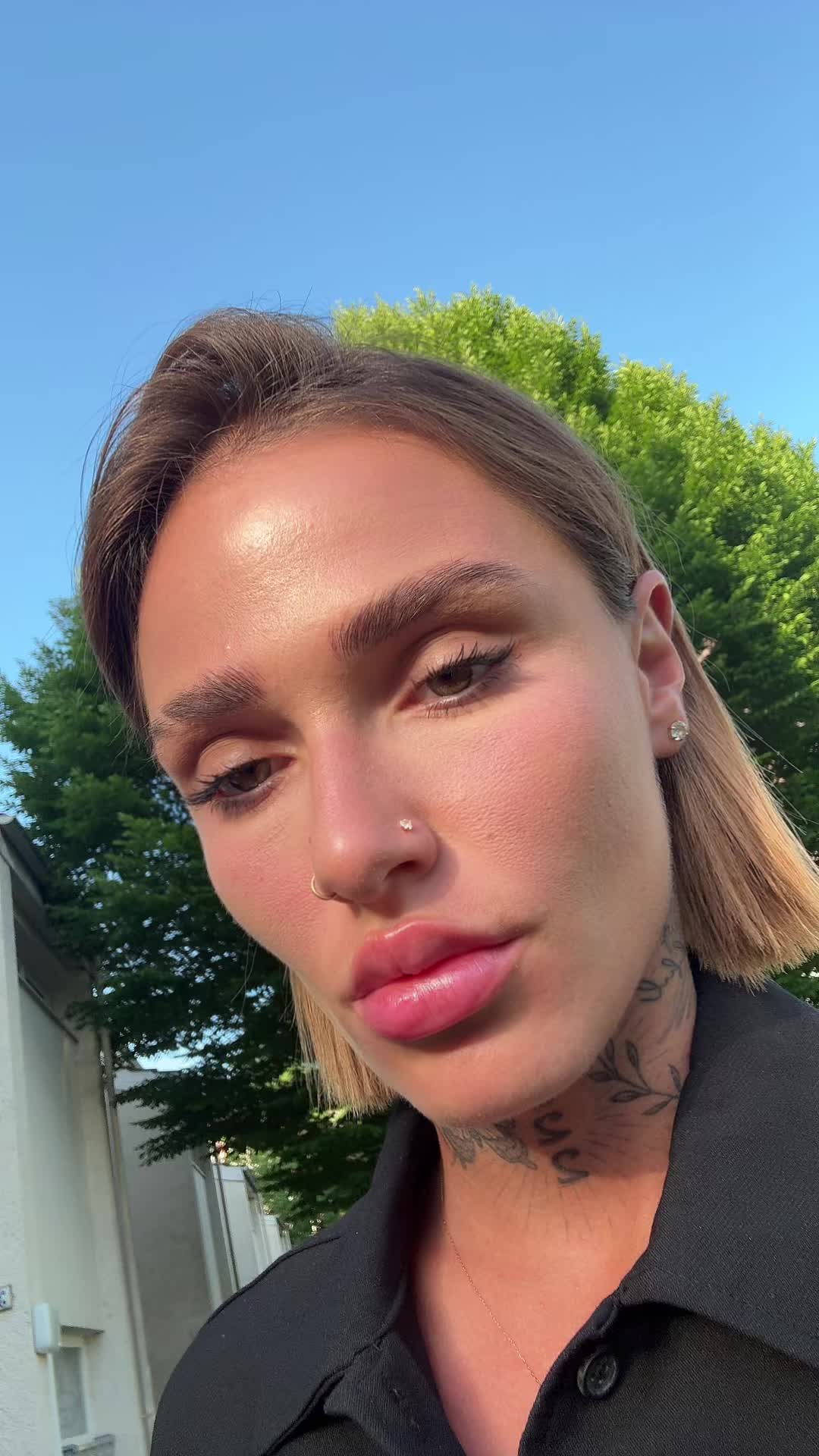 @Vanhoti