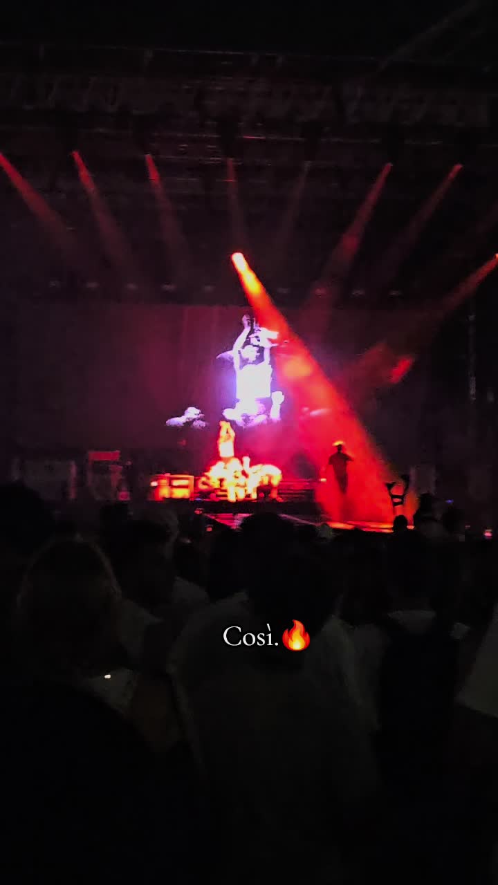 @Eleonora 🤍🖤
