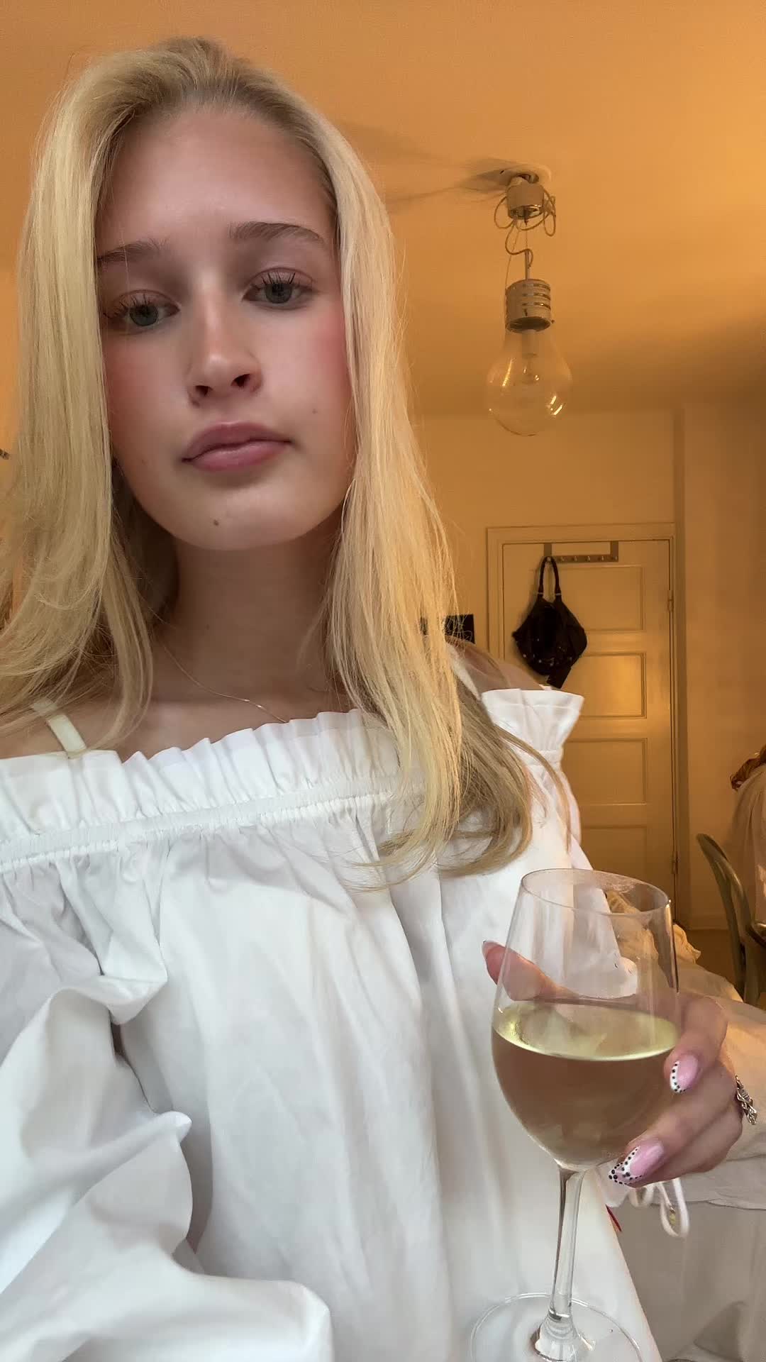 @Emsi Larsson👀