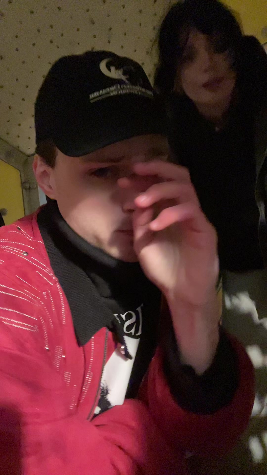 @Киря
