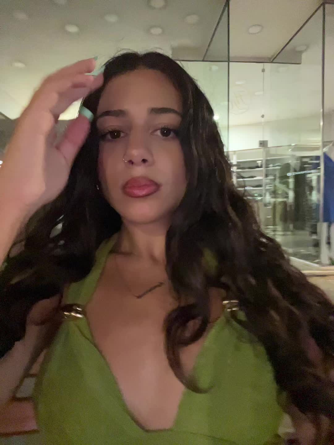 @konstantina