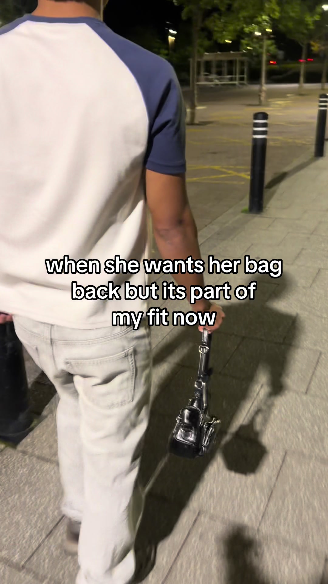 @adih