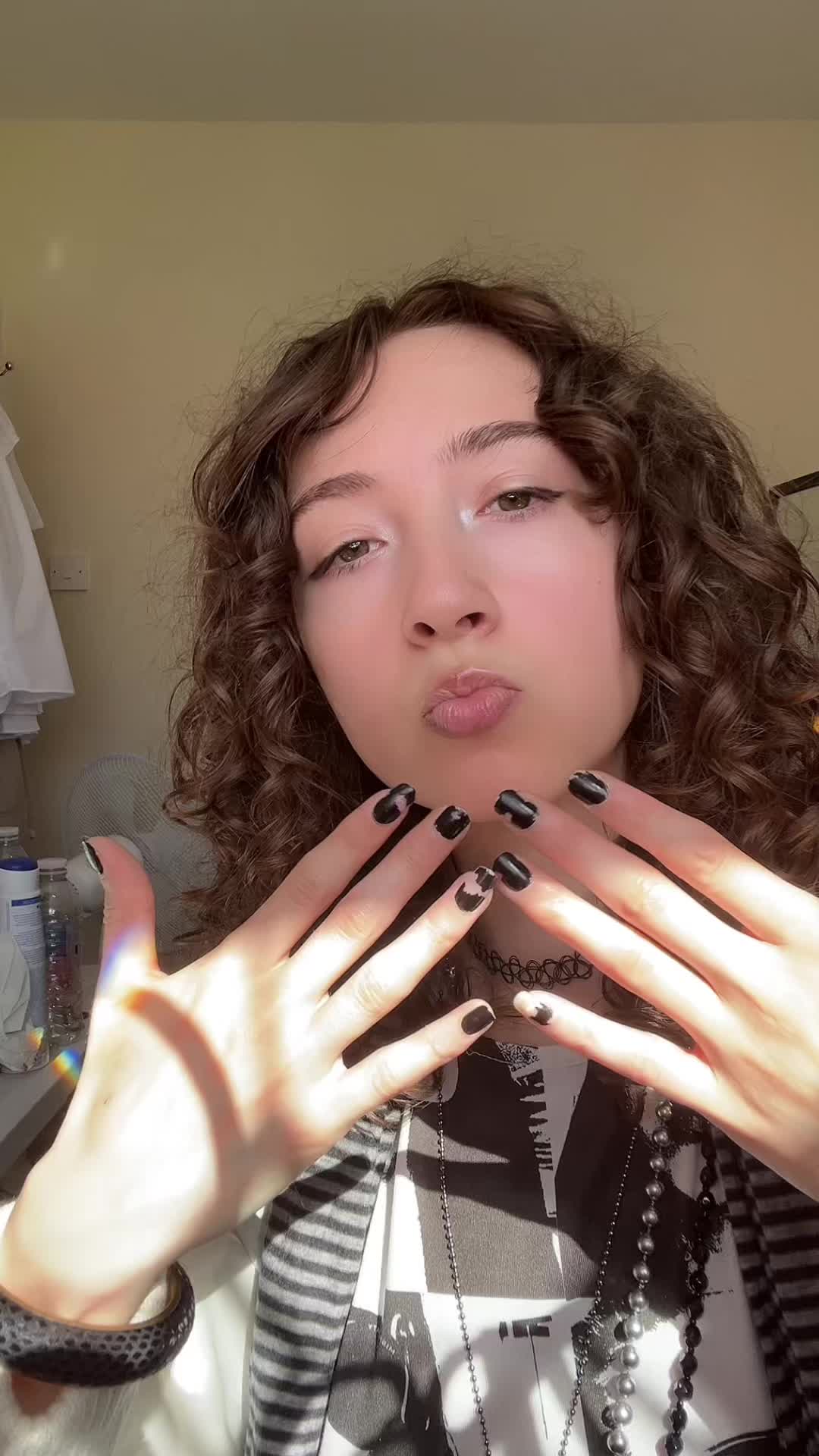 @Katie ☠︎︎