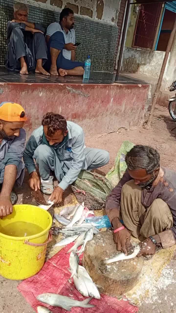 @M akram shikari