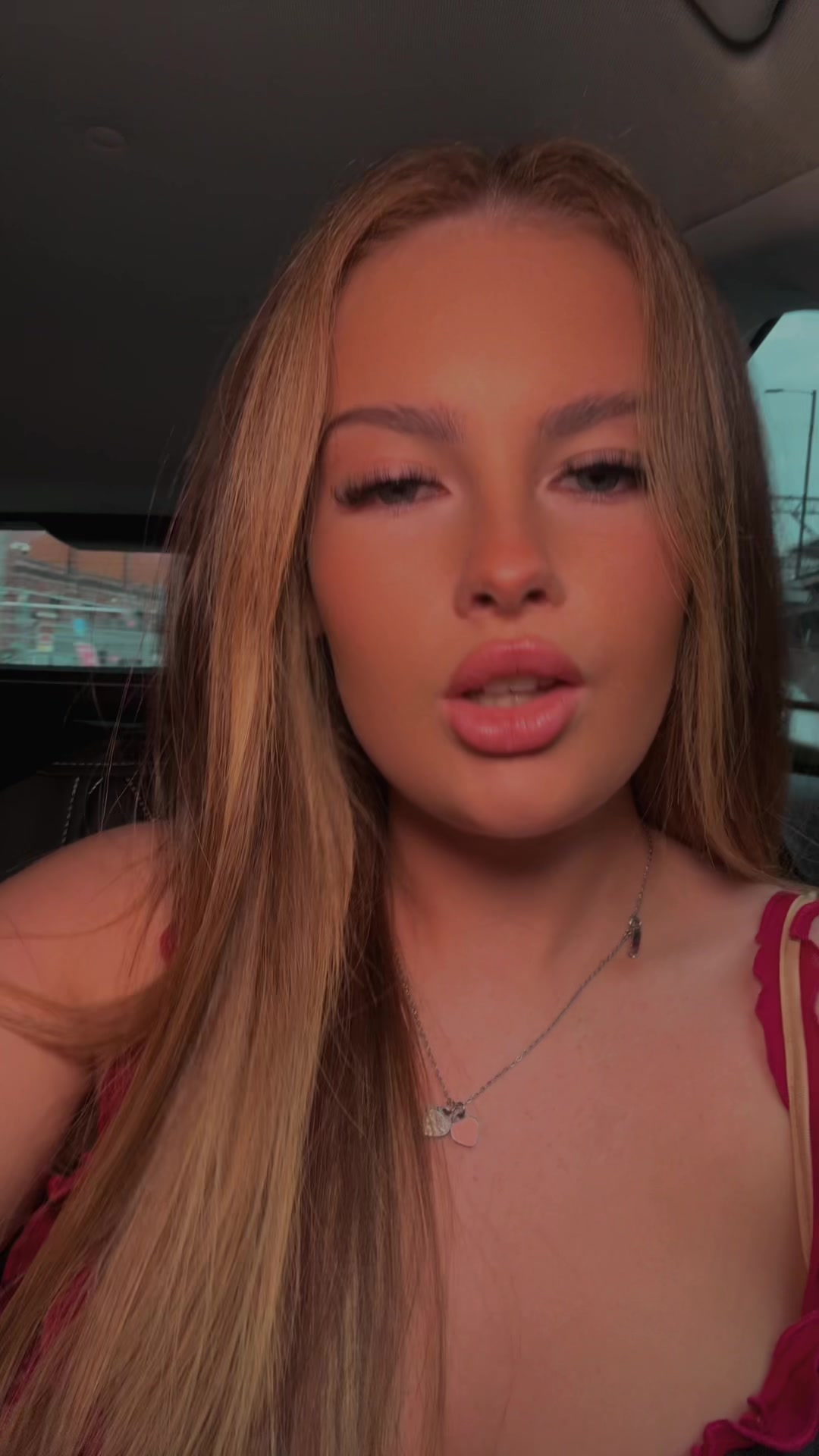 @DM🍒