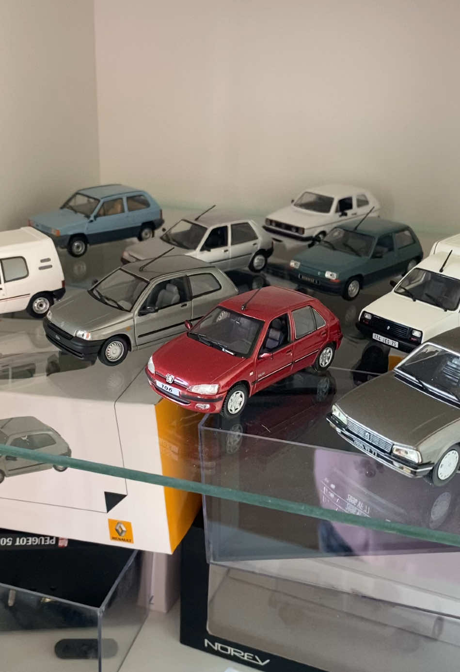 @Miniacars