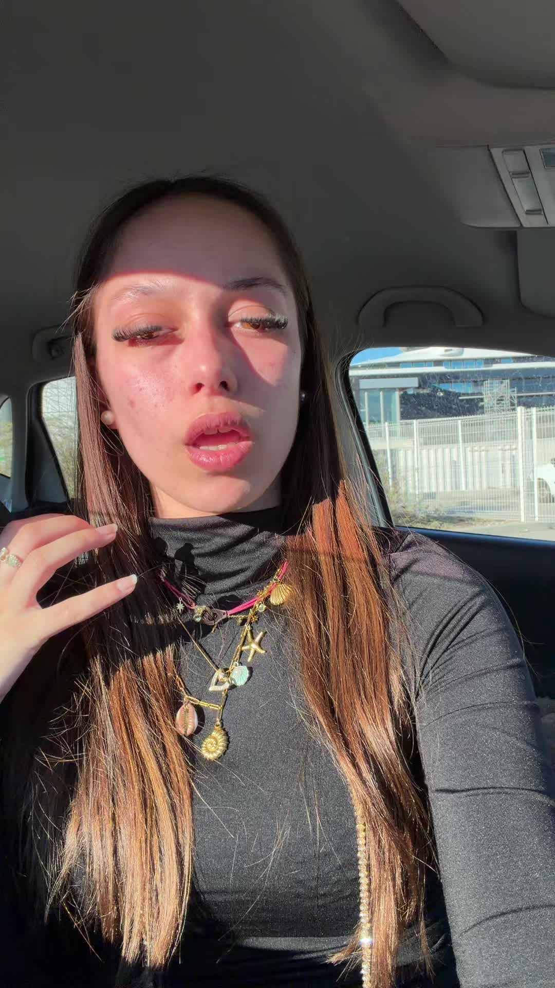 @𝒜𝓃𝑔𝒾ℯ♕