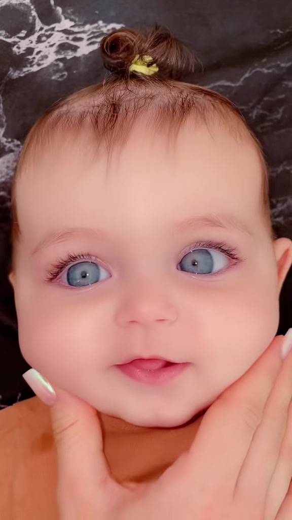 @𝓔𝓿𝓮𝓵𝓲𝓷