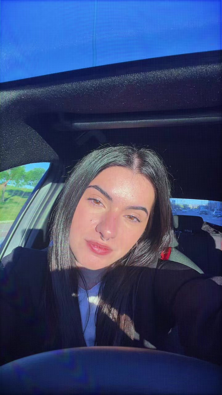 @laaurxs
