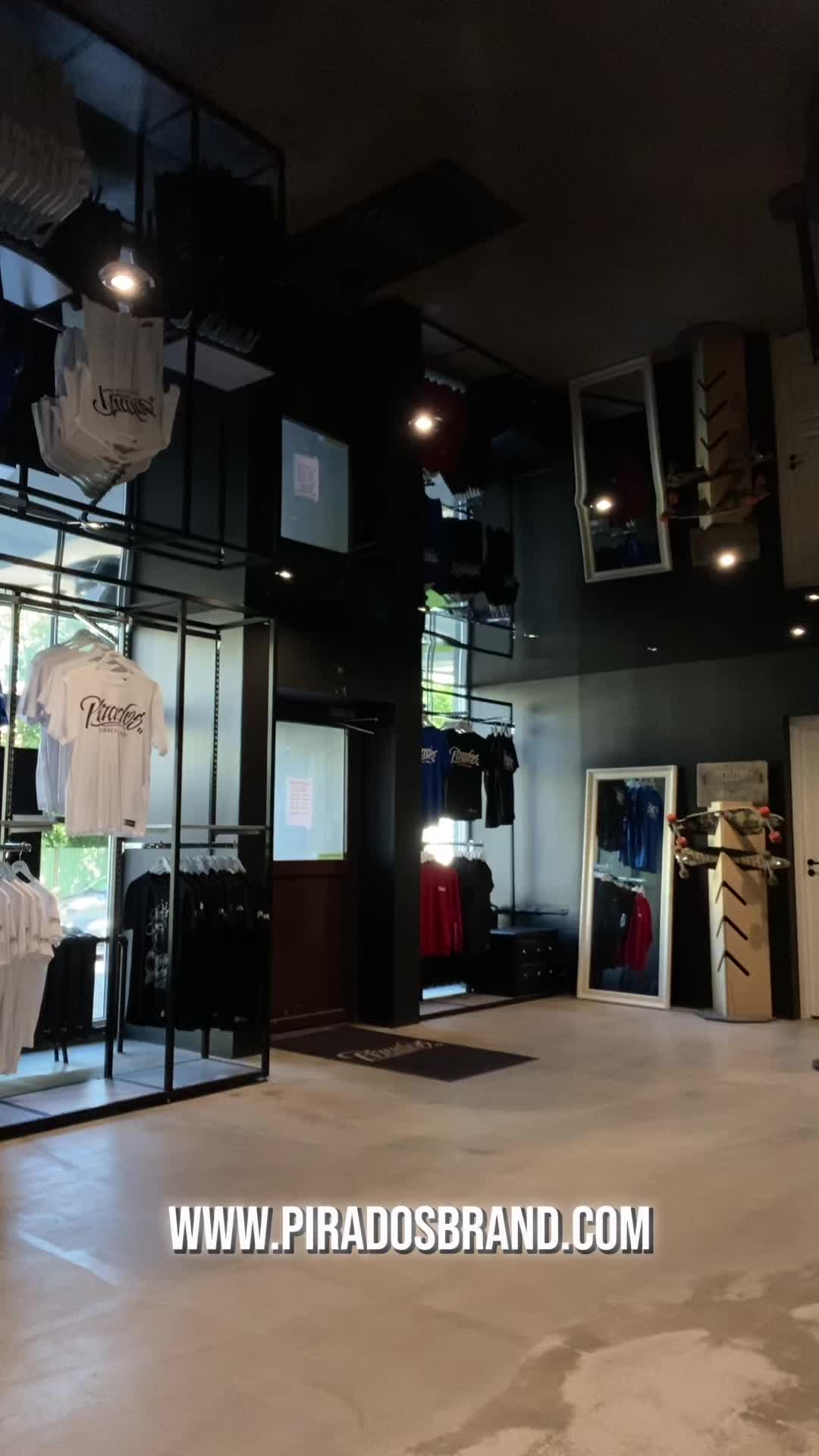 @Pirados®
