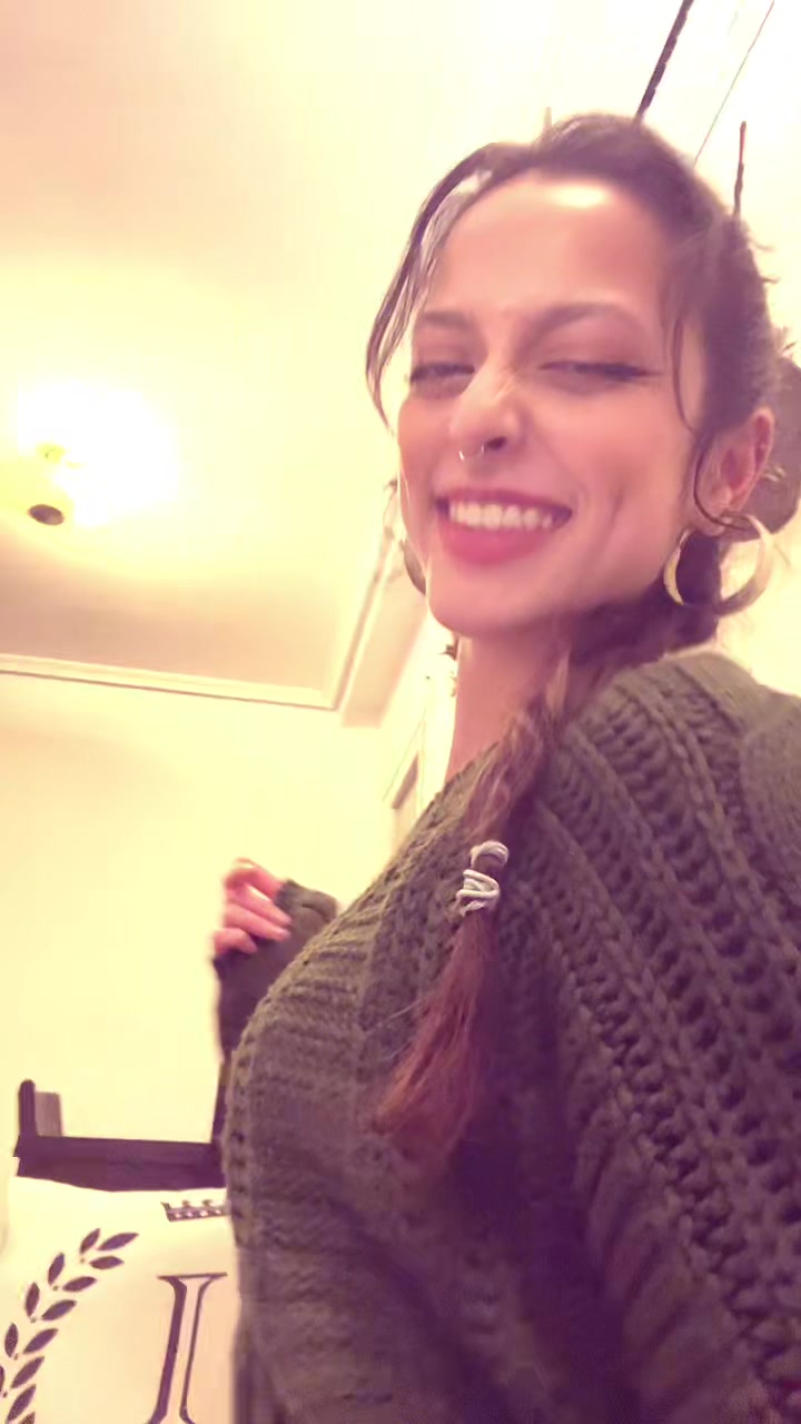 @lajenni4friends