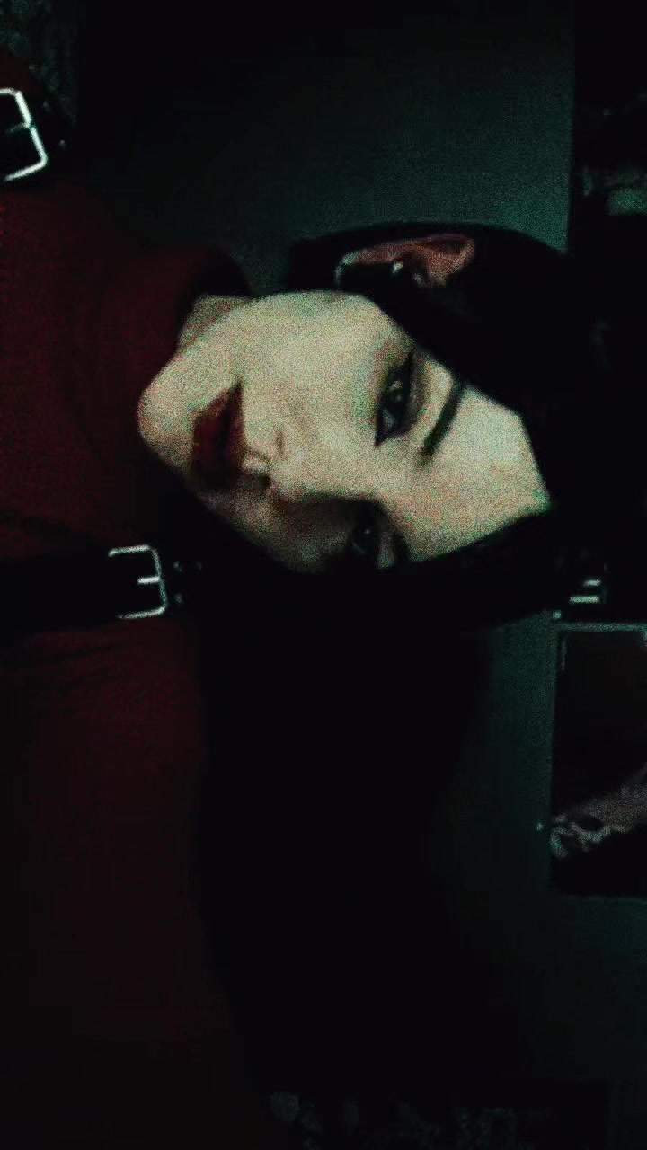 @⦻Liz⦻