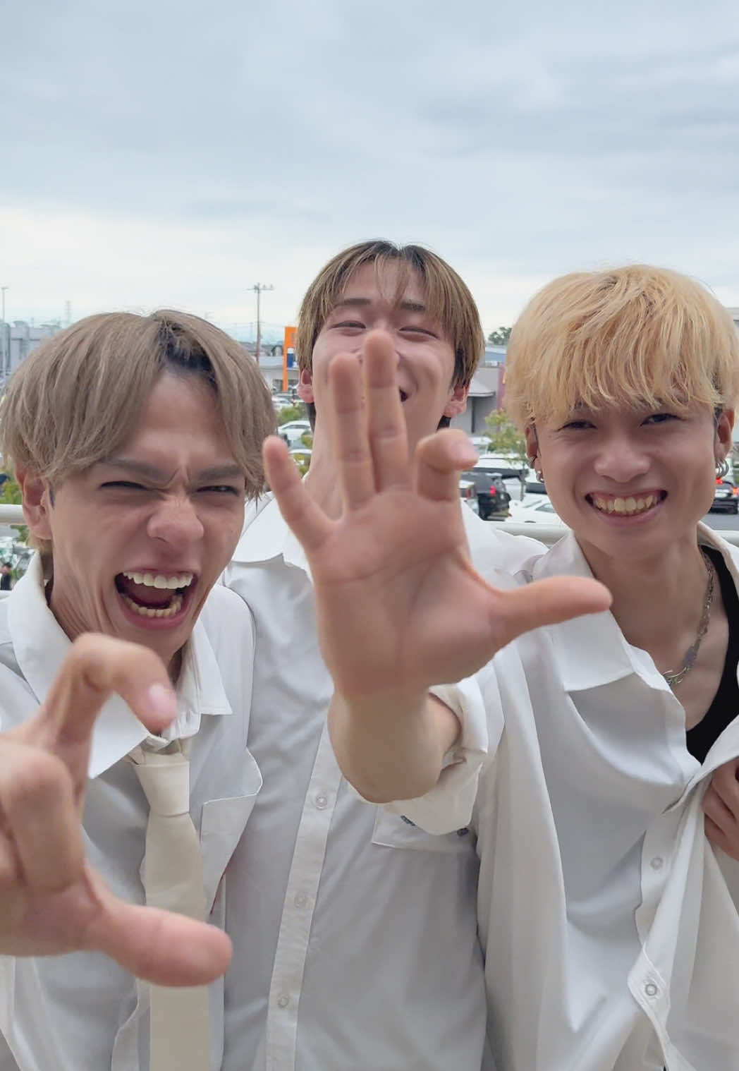@H!⭐︎7