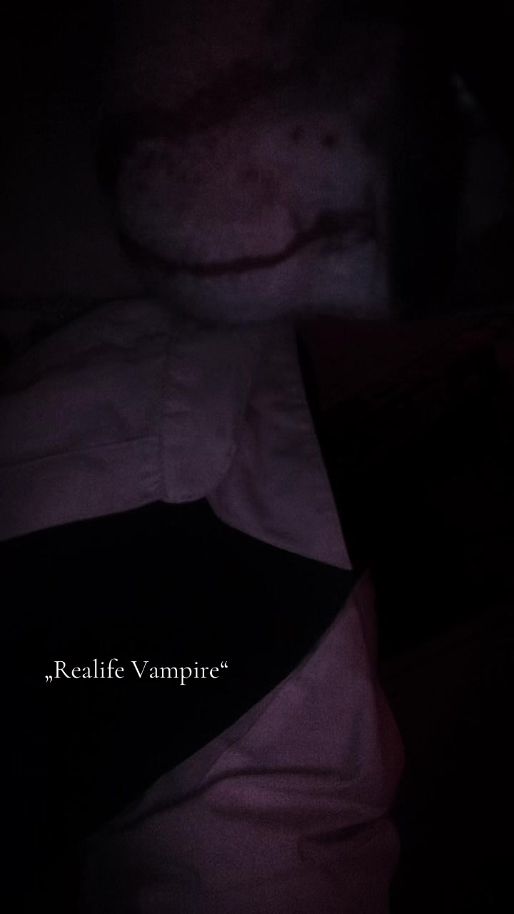 @☥ Ju.the.vamp ☥
