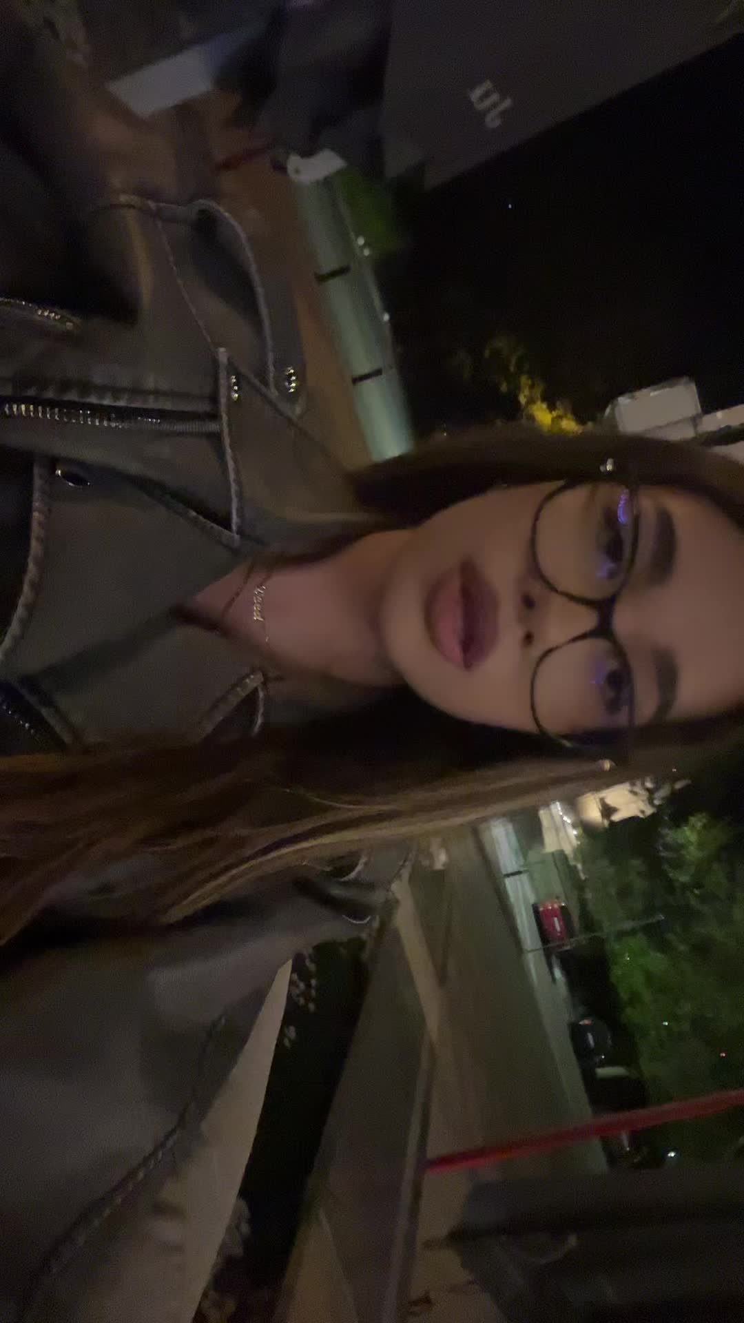 @🖤