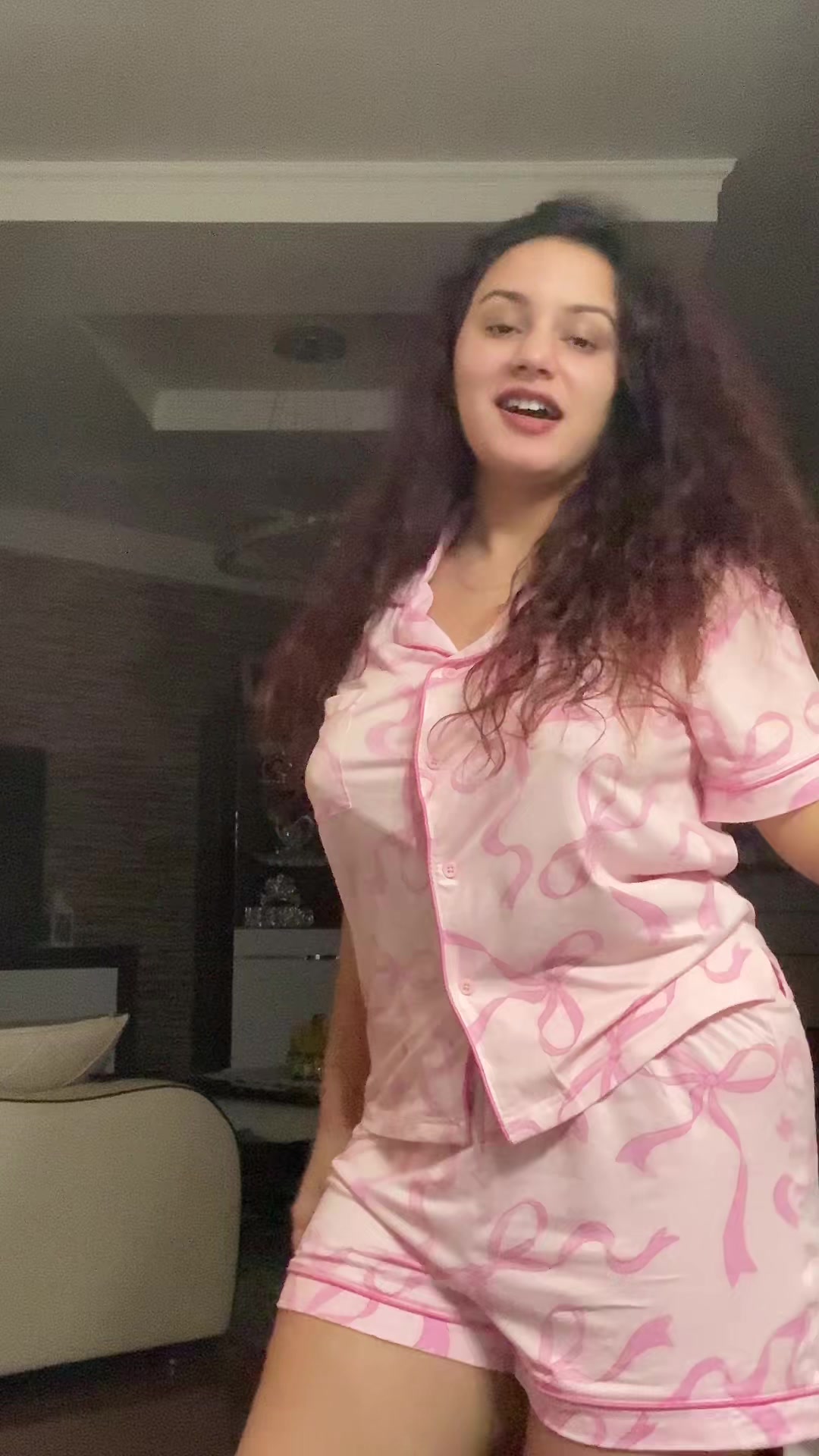 @etinka13