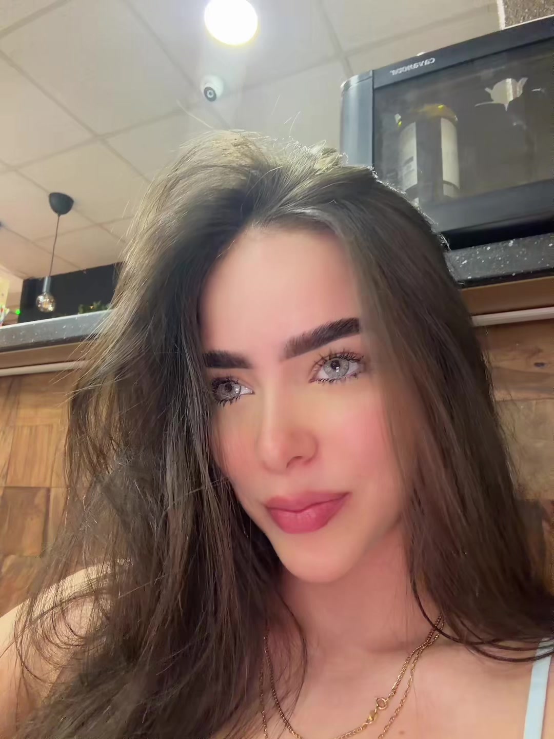 @Sabrina salvatierra👀