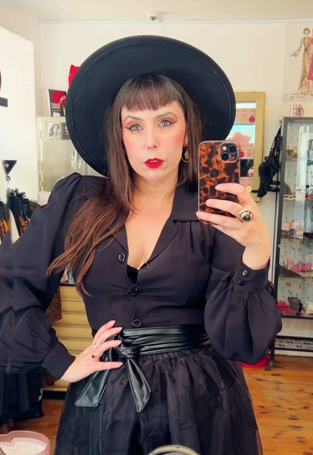 @Deadly - vintage pinup shop