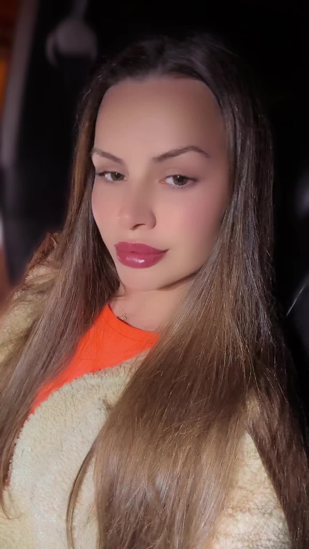 @Cristina Sebezan