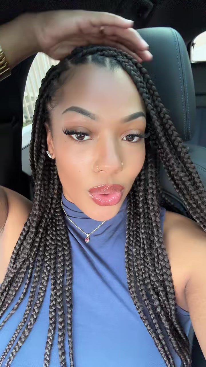 @Naomie
