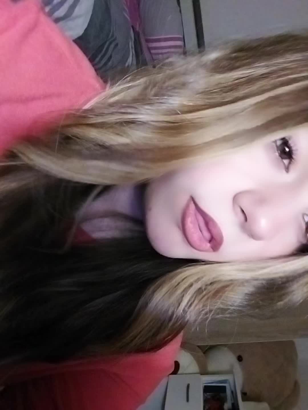 @𝓑𝓵𝓾𝓮𝓮