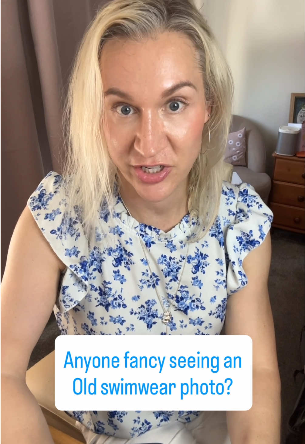 @LucyKelly | Writer ChloeKelly