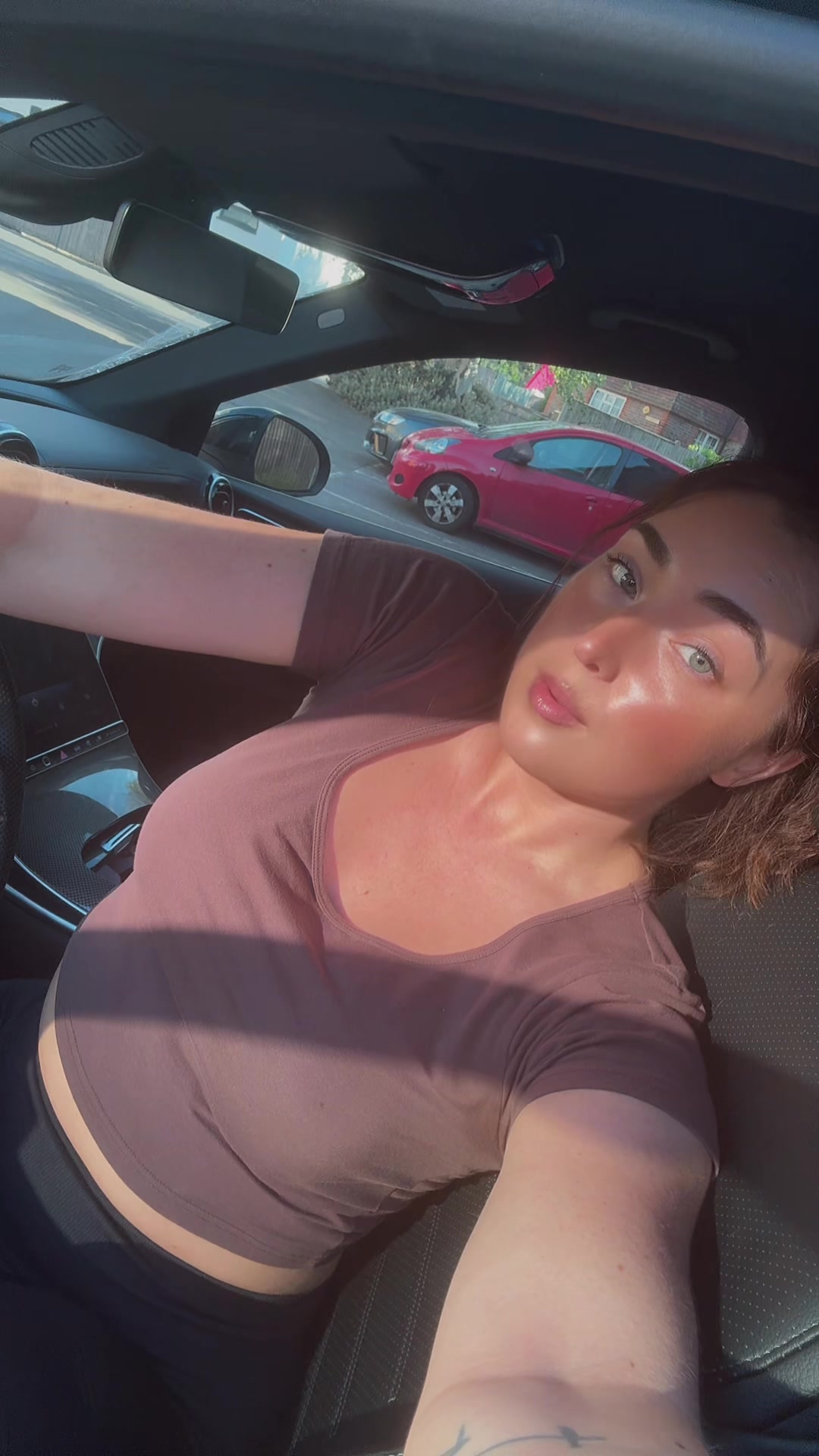 @Cutepowerlegslive