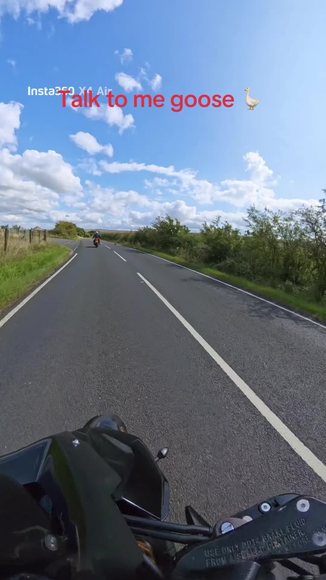 @LivyZed🏍️