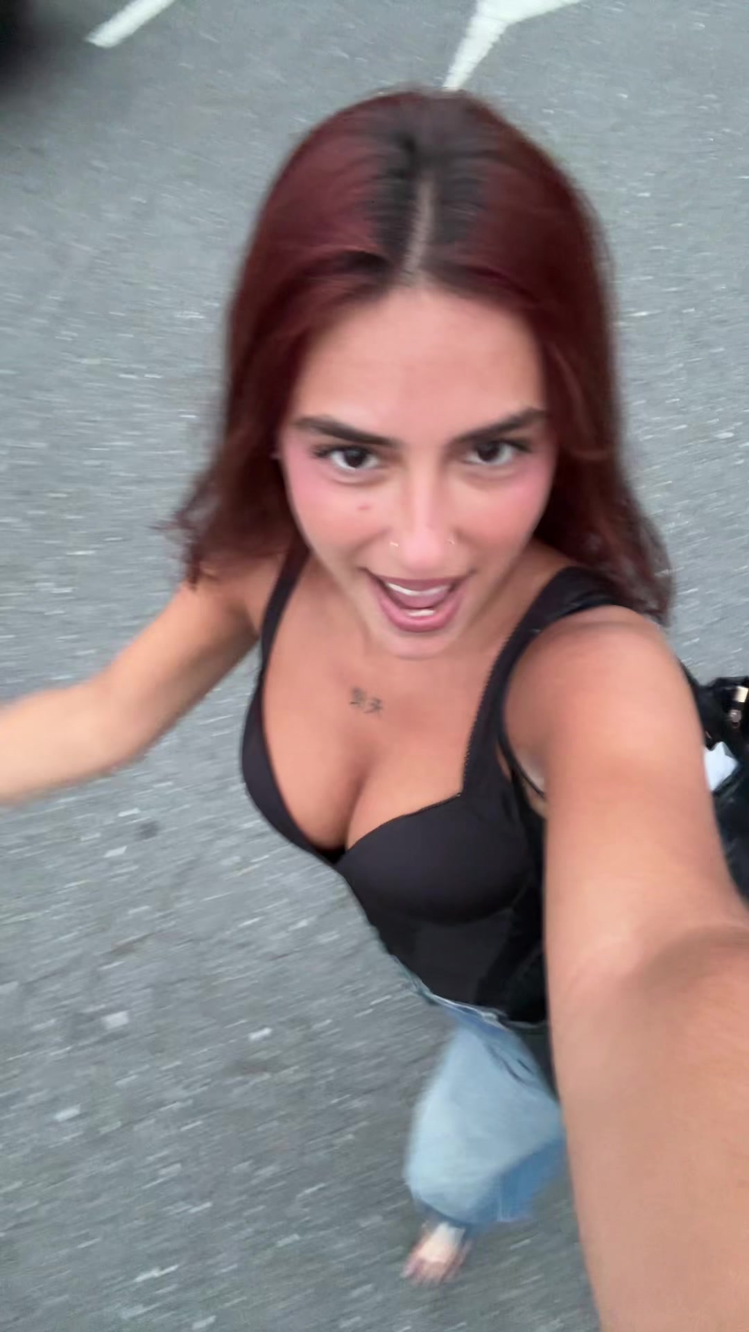 @Claudia Calvar