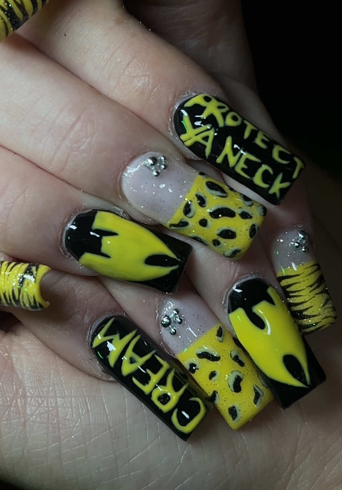 @Em - Memento Beauty🗡️