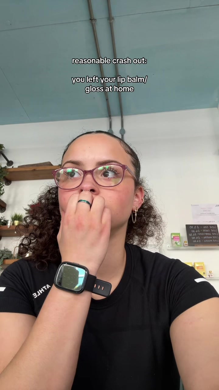 @AishaA