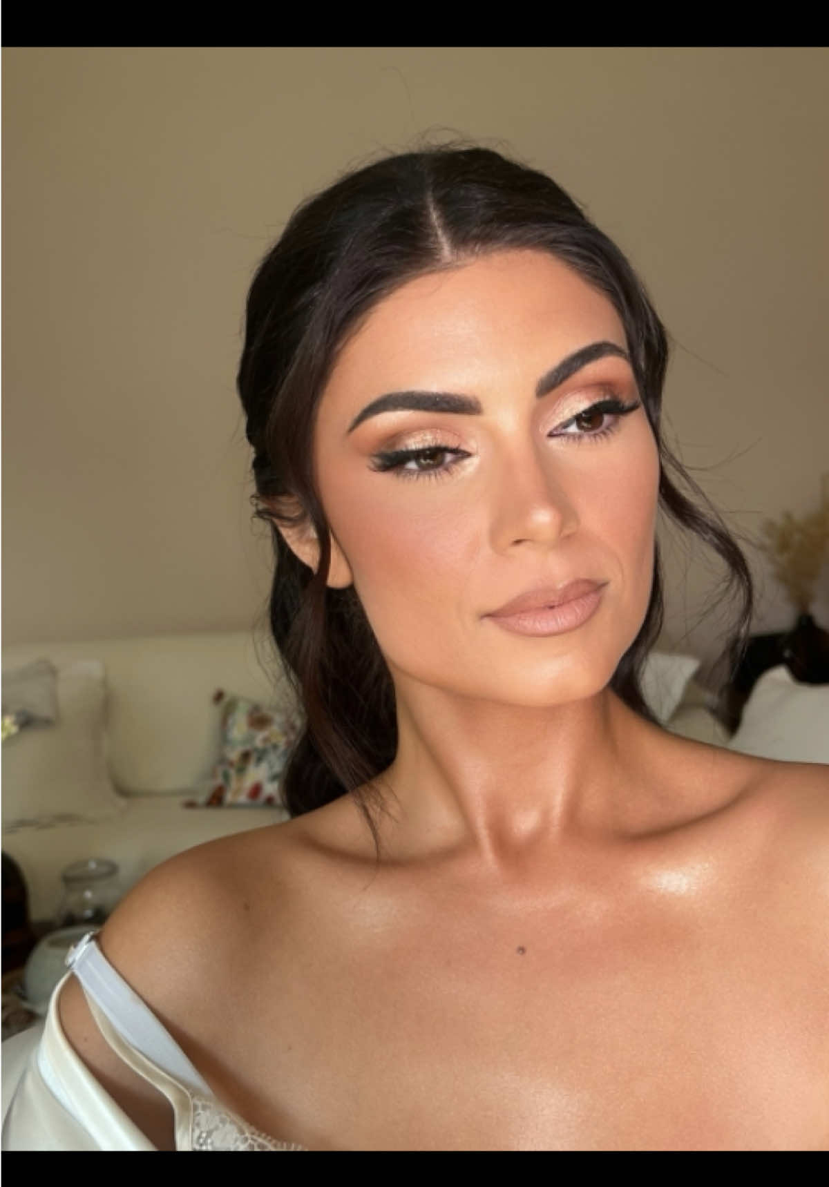 @themakeupconcept