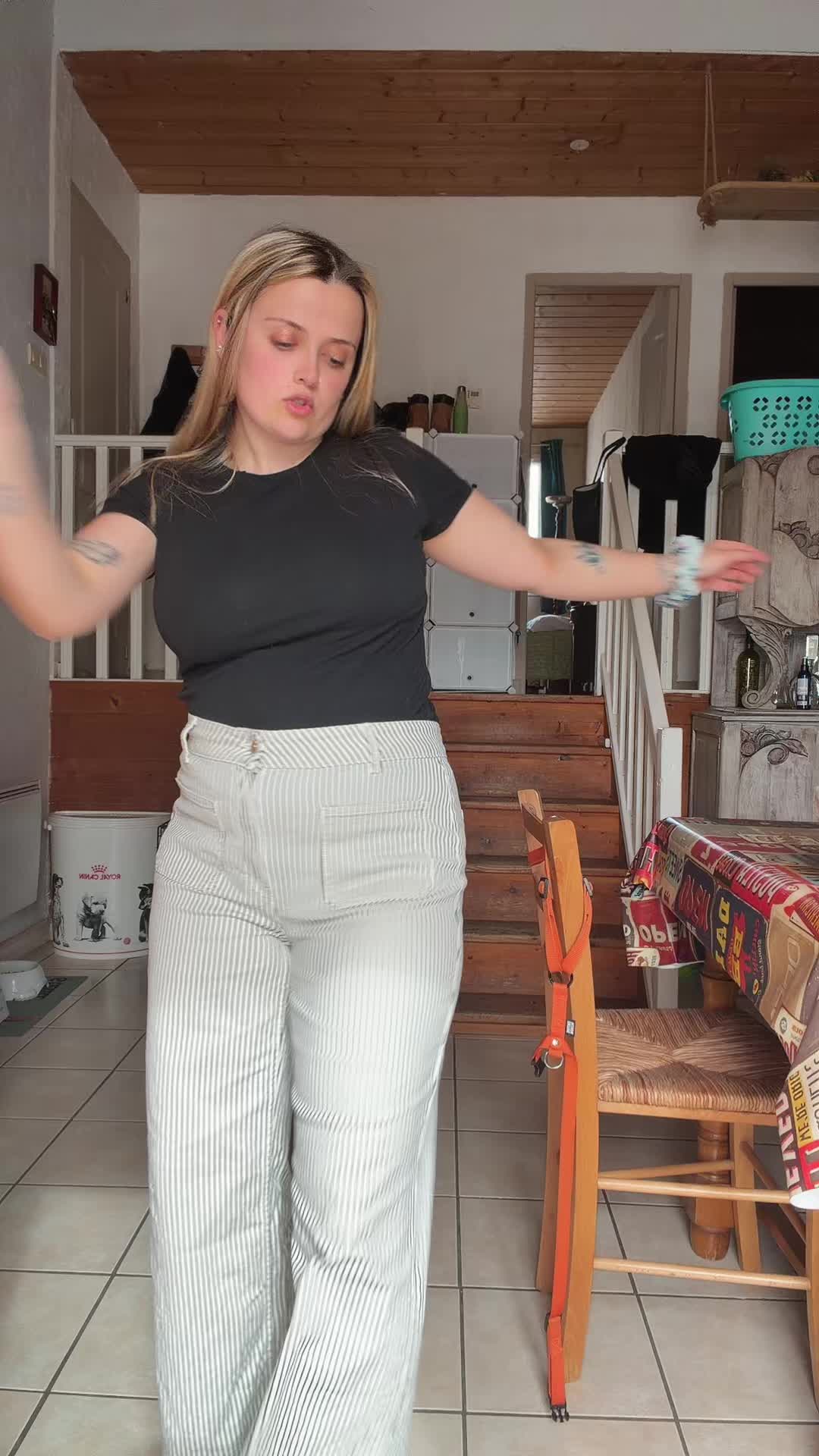 @juliecid16