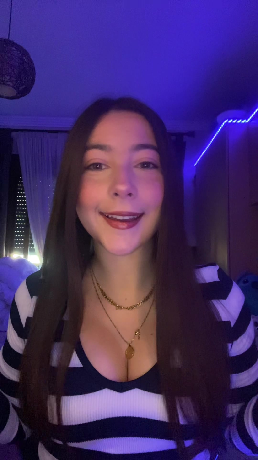 @️