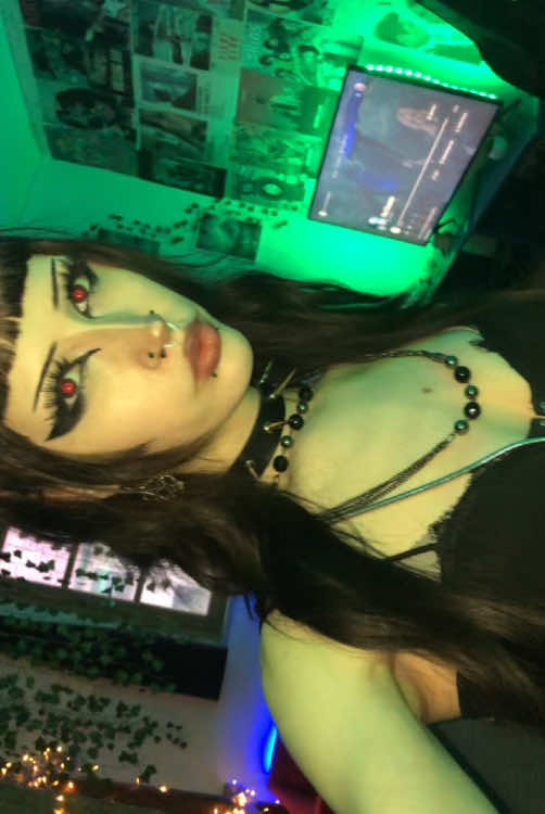 @_rotten.vampire_