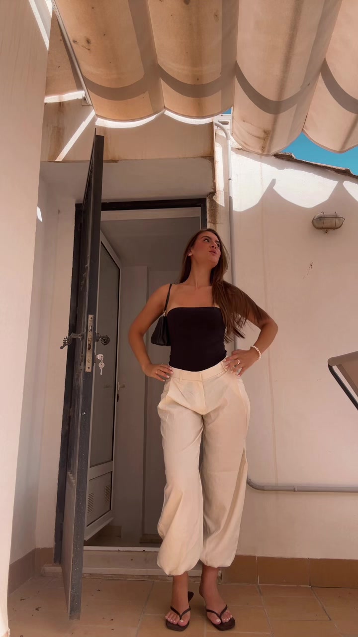 @J&Uacute;LIA L&Oacute;PEZ