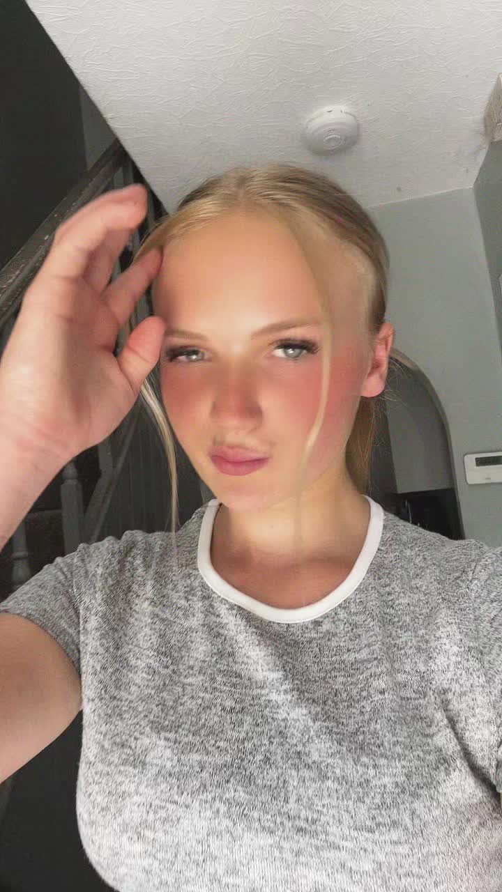 @Maisie Holland