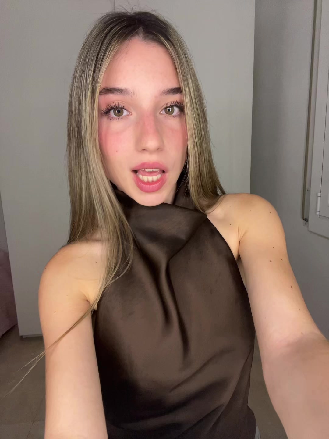 @ARES JUH&Eacute;