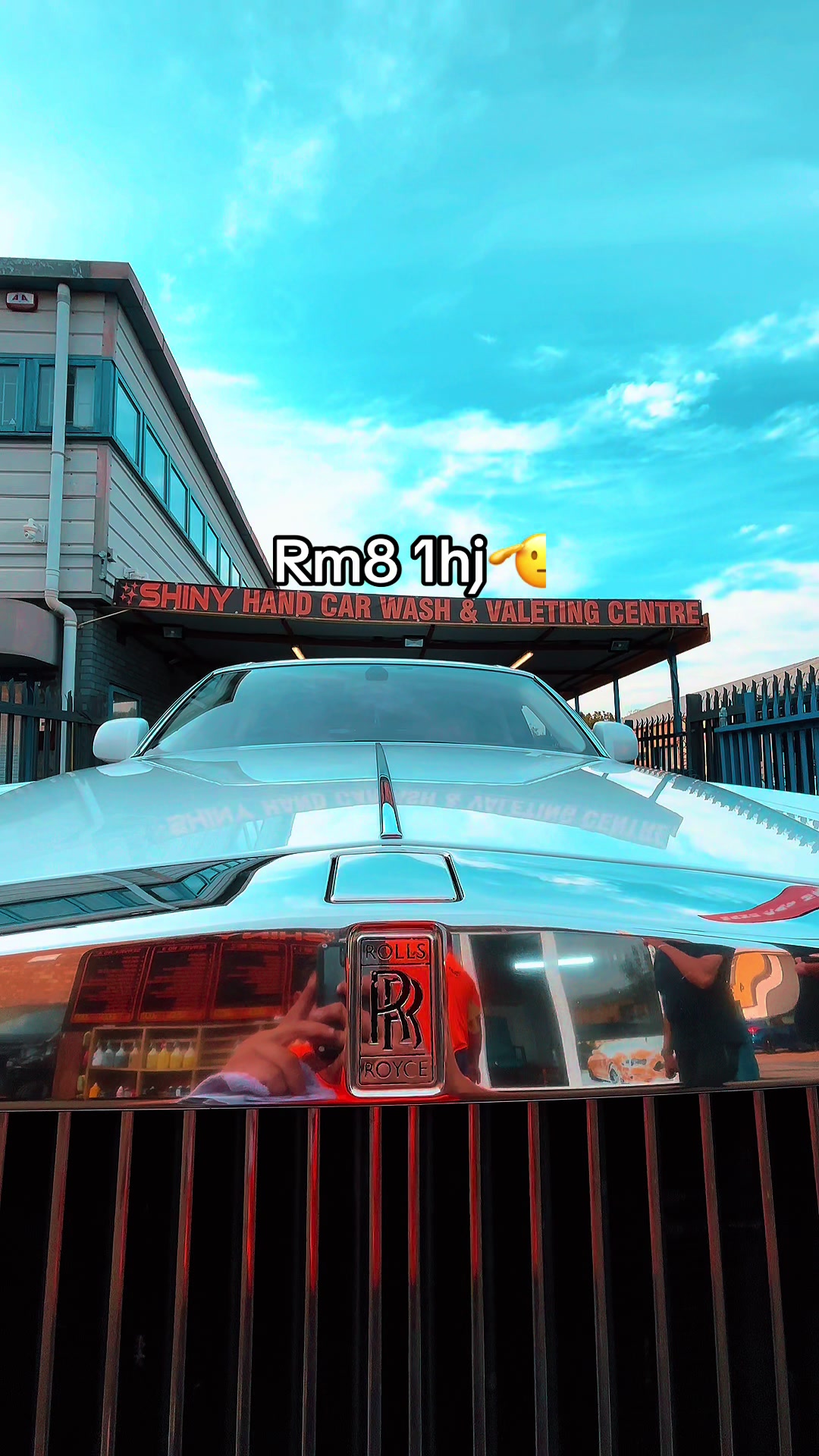 @SHINY HAND CAR WASH
