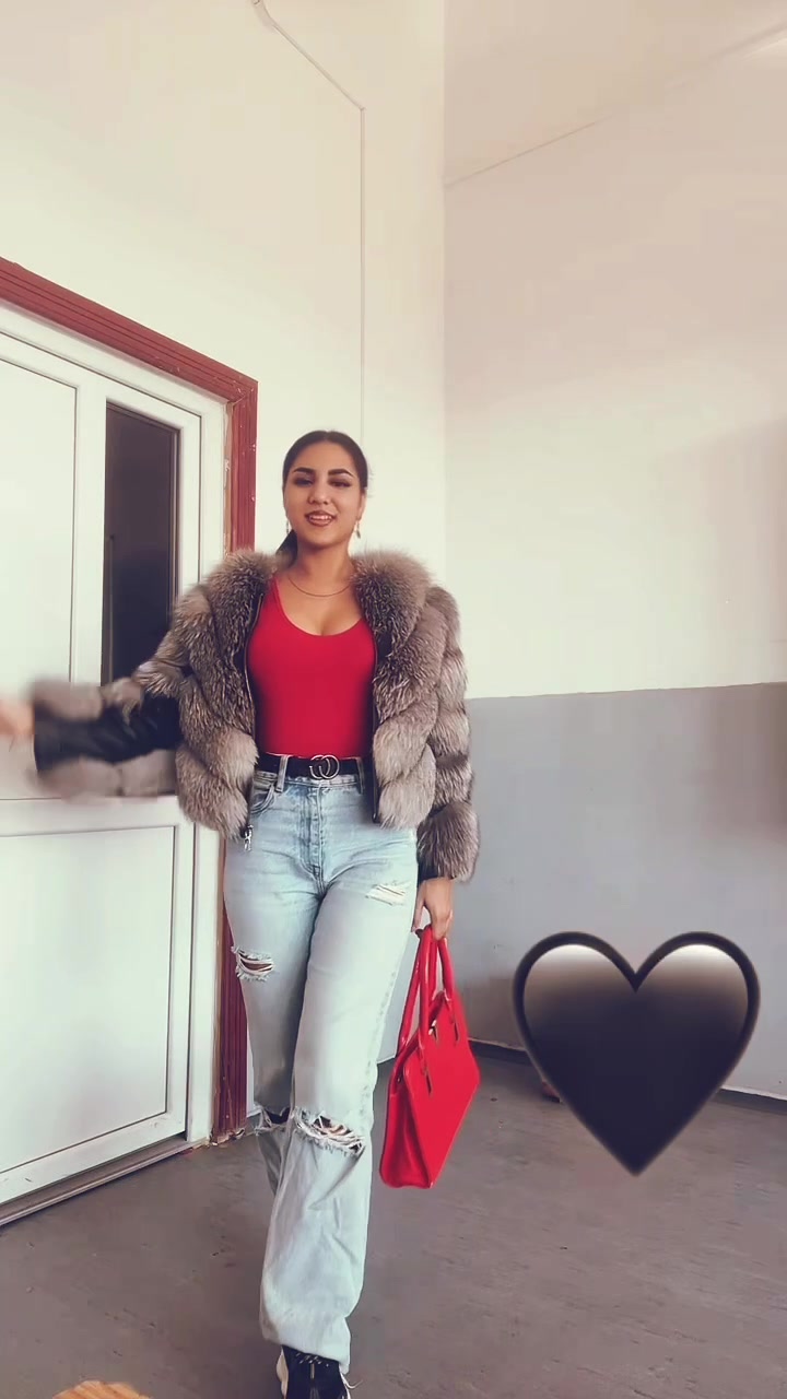 @Stefy Stefania