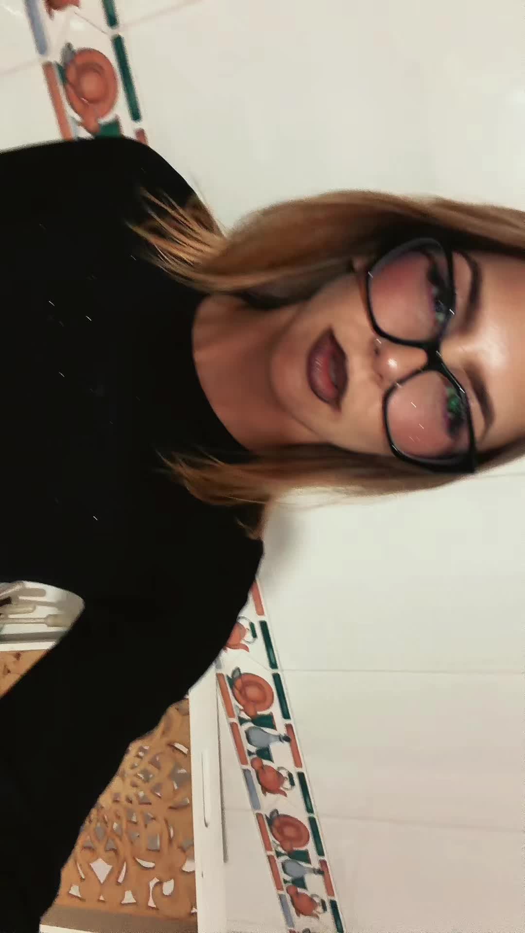 @Nelyuchii